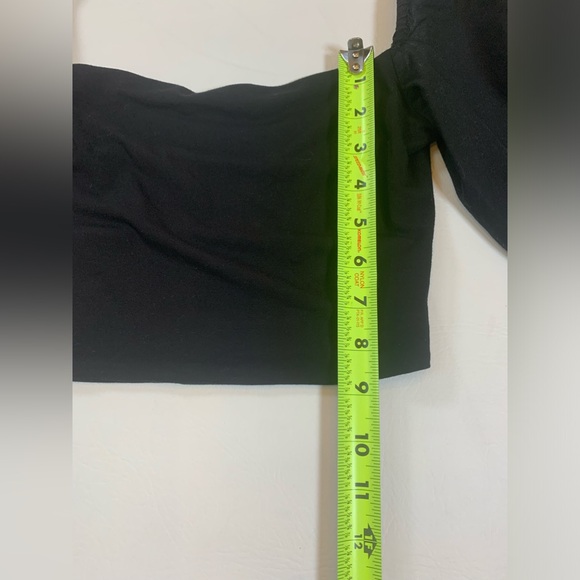 Mimosa black puffed sleeves shredded back top size women’s small (i) - Picture 6 of 9